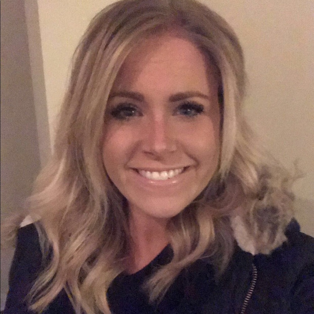 Meet your Posher, Lori